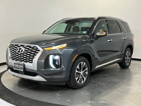 Used 2022 Hyundai Palisade SEL image 3