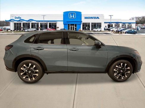 New 2026 Honda HR-V EX-L image 2