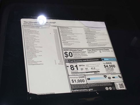 Used 2025 BMW iX xDrive50 image 23