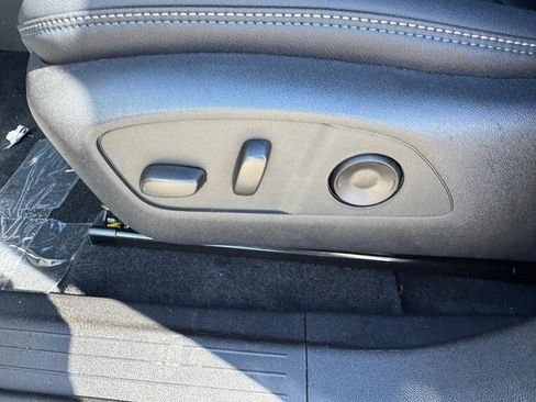 New 2026 Chevrolet Equinox EV LT image 10