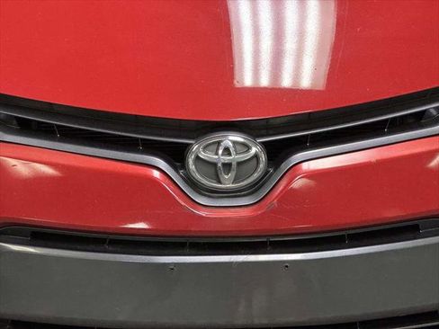 Used 2015 Toyota Corolla LE FWD image 7