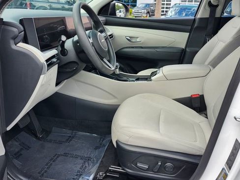 Used 2025 Hyundai Tucson SEL FWD image 9