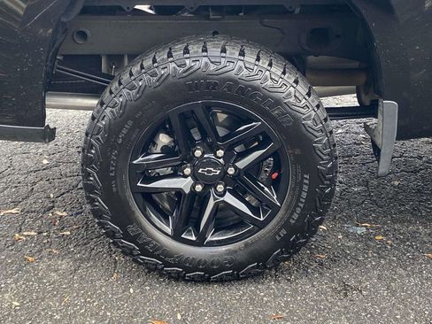 Used 2024 Chevrolet Silverado 1500 RST image 7