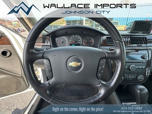 Used 2014 Chevrolet Impala LT w/ LT Sunroof Package image 30