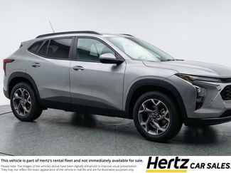 Used 2025 Chevrolet Trax LT FWD video 1