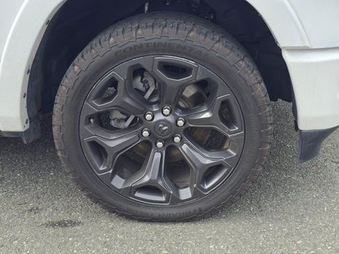 Used 2021 RAM 1500 Limited w/ Night Edition AWD/4WD image 9