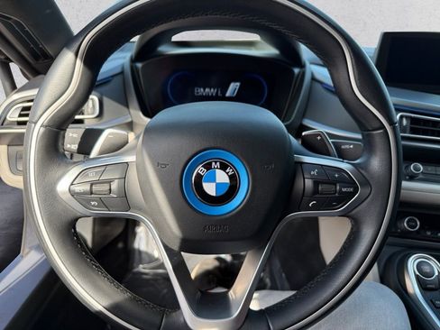 Used 2014 BMW i8 image 12
