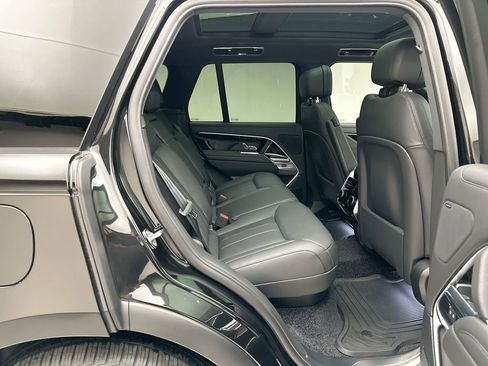 New 2026 Land Rover Range Rover SE AWD/4WD image 15