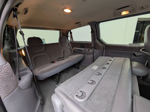 Used 1998 Dodge Grand Caravan SE image 11