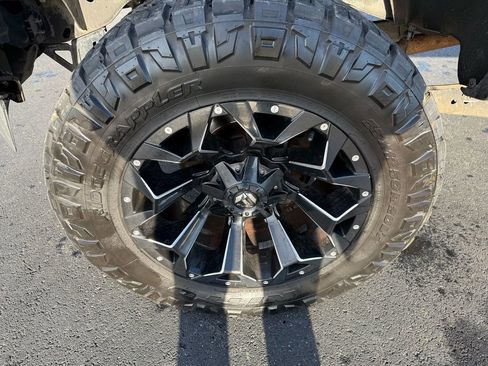 Used 2016 Ford F250 King Ranch w/ FX4 Off-Road Package image 26