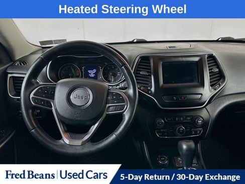 Used 2019 Jeep Cherokee Latitude Plus w/ Cold Weather Group AWD/4WD image 28