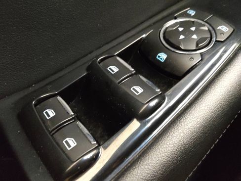 Used 2020 Ford Edge SEL FWD image 27