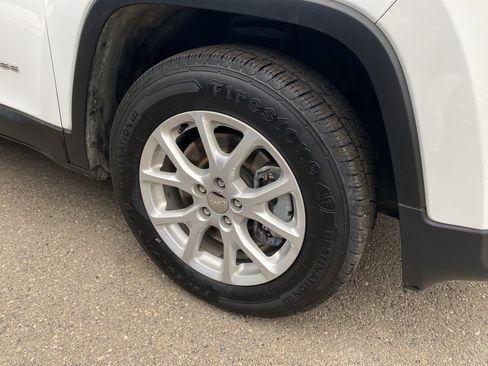 Used 2017 Jeep Cherokee Sport w/ Trailer Tow Group image 2