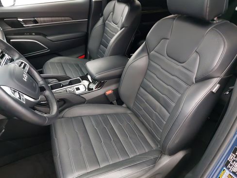 Used 2024 Kia Telluride SX Prestige image 5