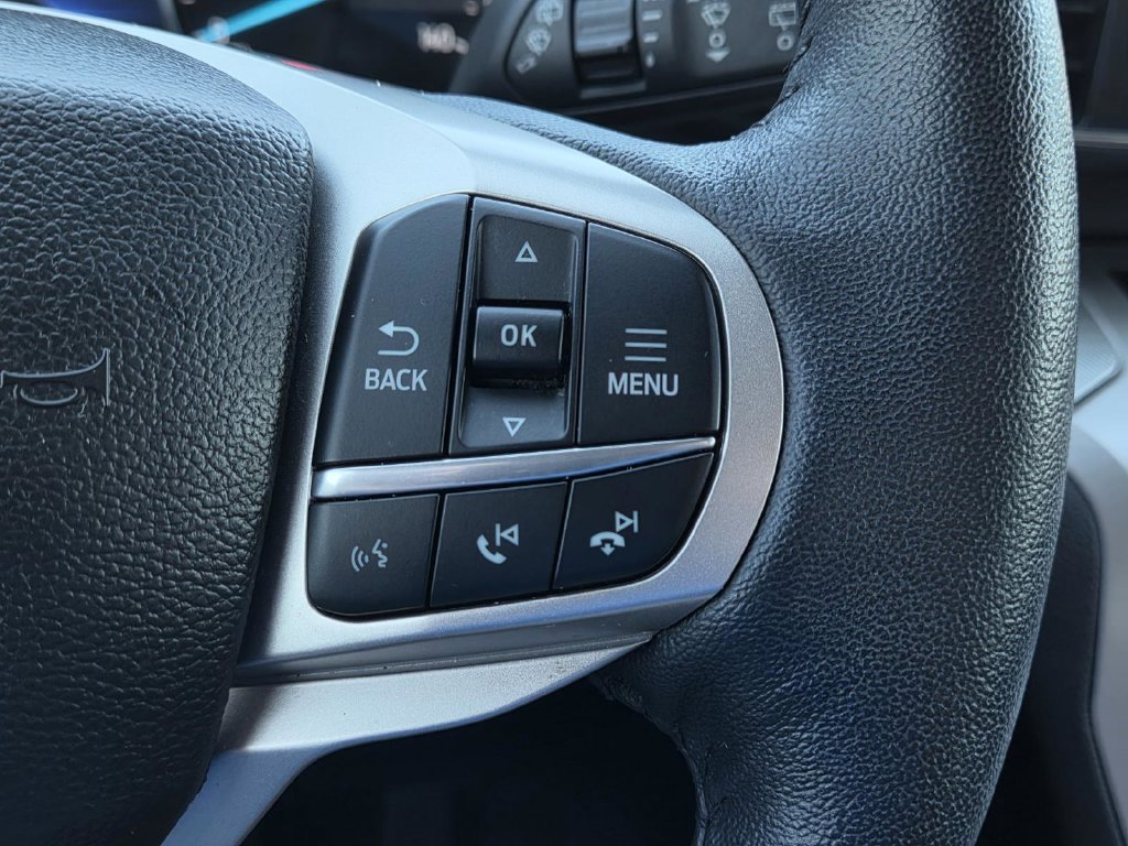 Used 2023 Ford Explorer XLT w/ Equipment Group 202A RWD image 18