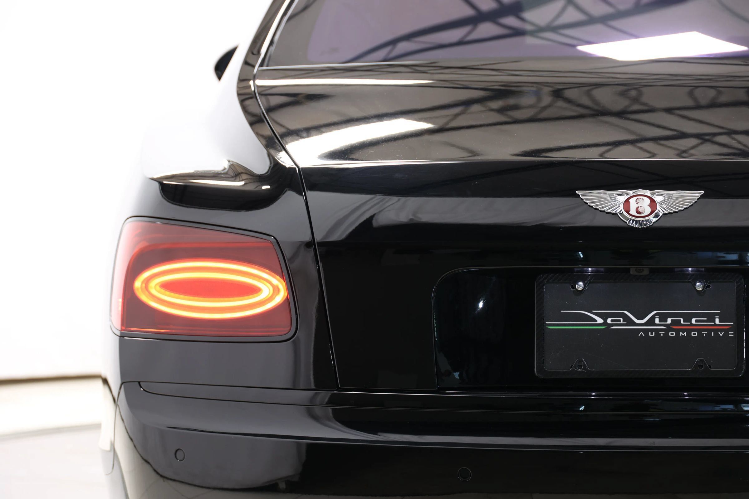 Used 2018 Bentley Flying Spur S V8 w/ Black Edition AWD/4WD image 68