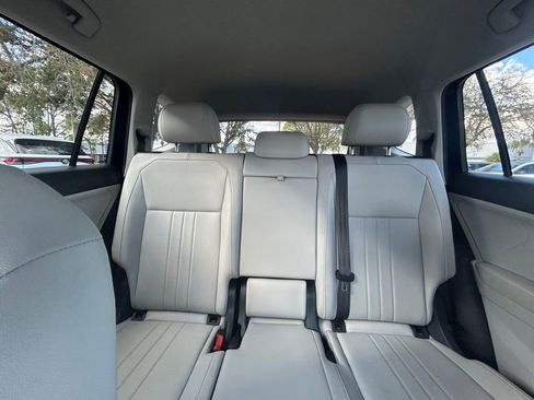 Certified 2023 Volkswagen Tiguan SE image 13