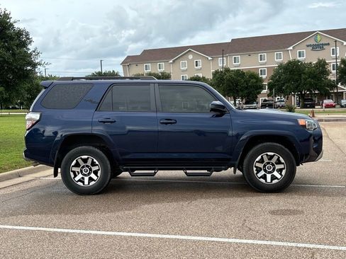 Used 2023 Toyota 4Runner TRD Off-Road AWD/4WD image 4
