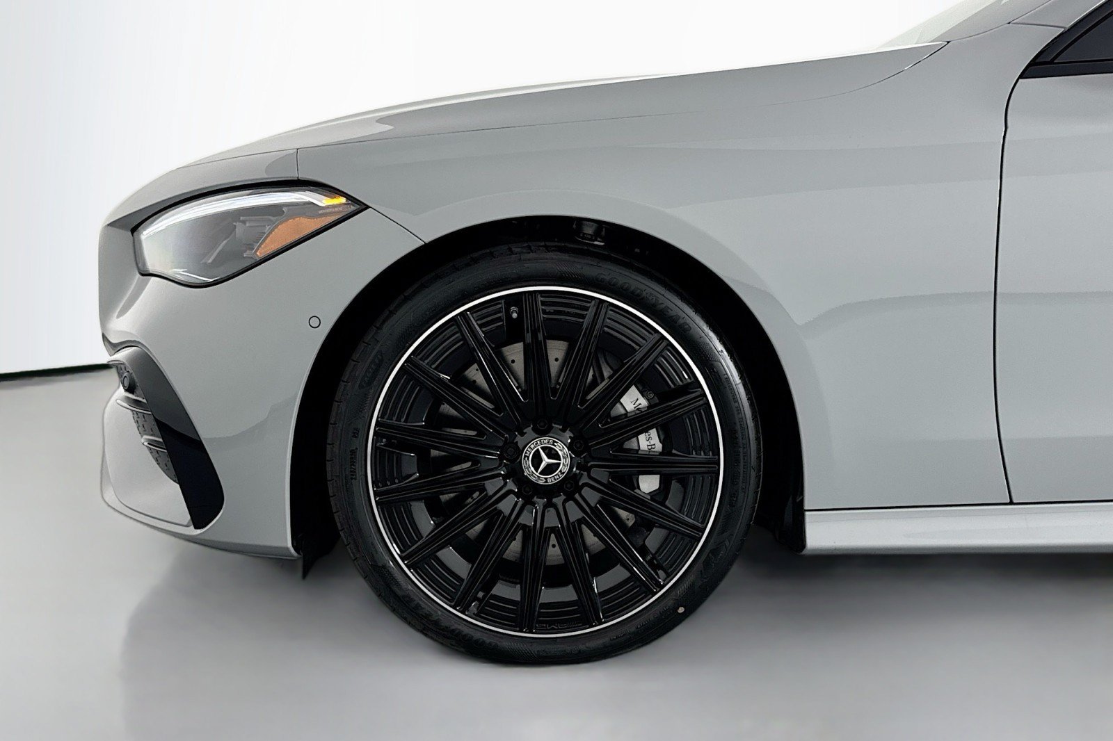 New 2026 Mercedes-Benz CLE 450 4MATIC Coupe image 9