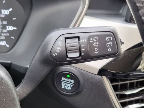 Certified 2022 Ford Escape SEL image 32