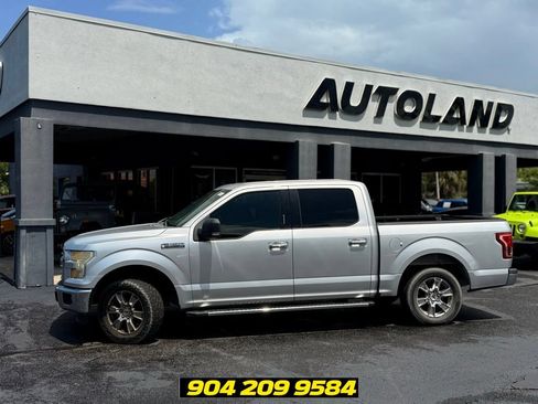 Used 2015 Ford F150 XLT w/ Equipment Group 302A Luxury RWD image 4