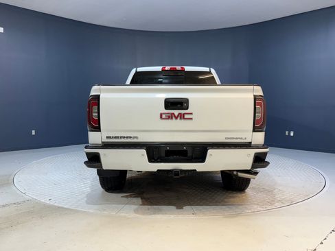 Used 2017 GMC Sierra 1500 Denali image 10