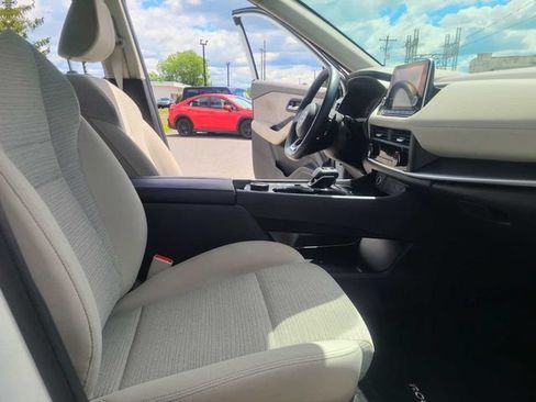 Used 2023 Nissan Rogue SV AWD/4WD image 19