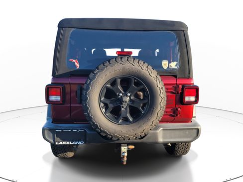 Used 2021 Jeep Wrangler Sport AWD/4WD image 5