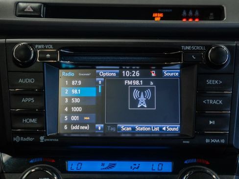Used 2018 Toyota RAV4 XLE w/ Plus Extra Value Package AWD/4WD image 21