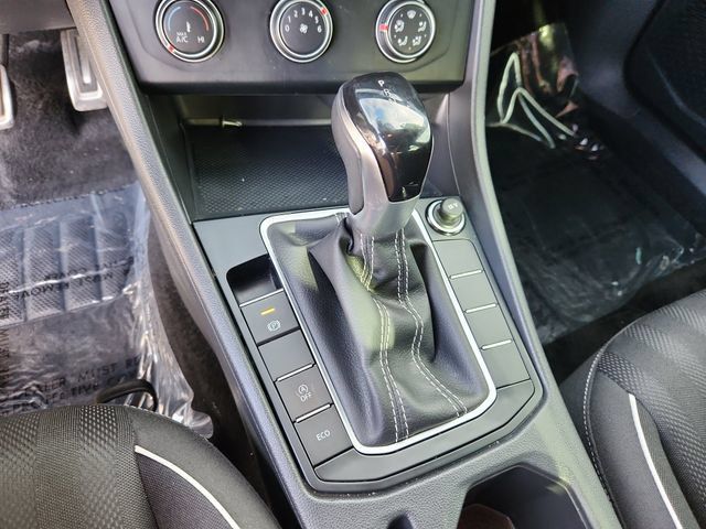 Used 2024 Volkswagen Jetta Sport FWD image 18