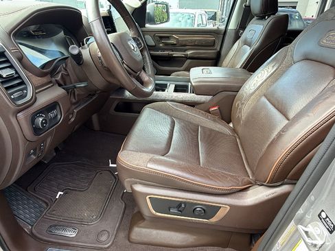 Used 2025 RAM 1500 Limited AWD/4WD image 17
