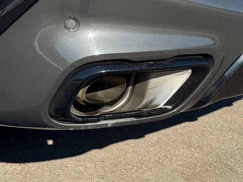 Used 2025 BMW X6 xDrive40i w/ Executive Package image 75