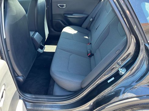 Used 2025 Kia K4 FWD image 24