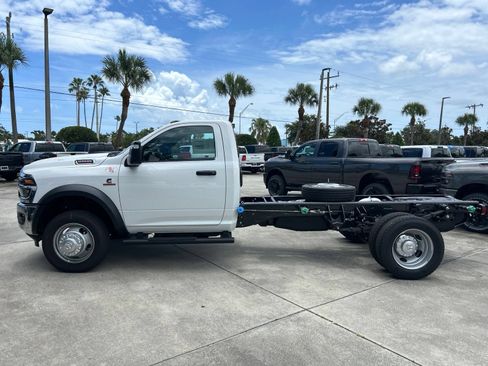 New 2026 RAM 5500 Tradesman AWD/4WD image 2