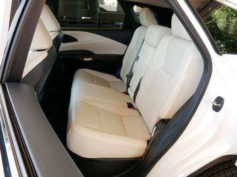 Used 2024 Lexus RX 350 FWD w/ Technology Package image 20