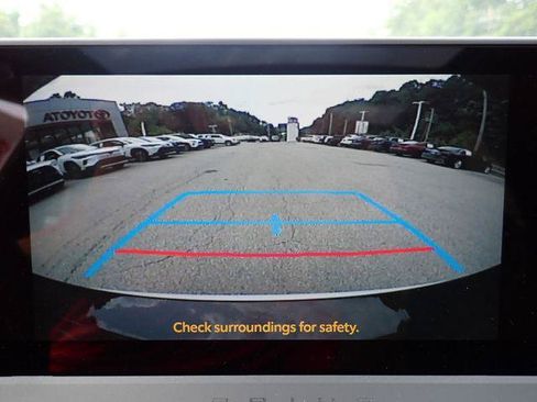 Certified 2027 Toyota Prius XLE AWD/4WD image 19
