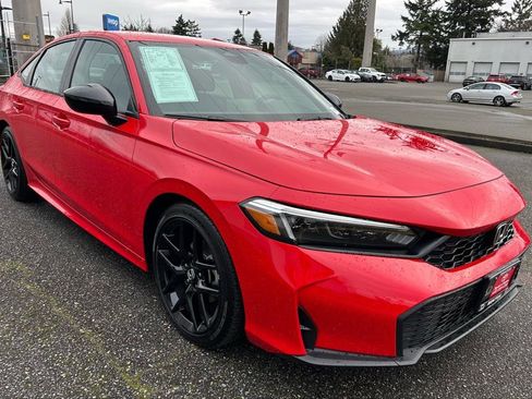 Used 2025 Honda Civic Sport image 3