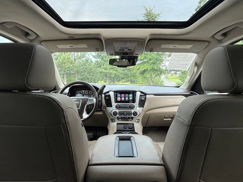 Used 2020 GMC Yukon XL SLT w/ Open Road Package AWD/4WD image 33