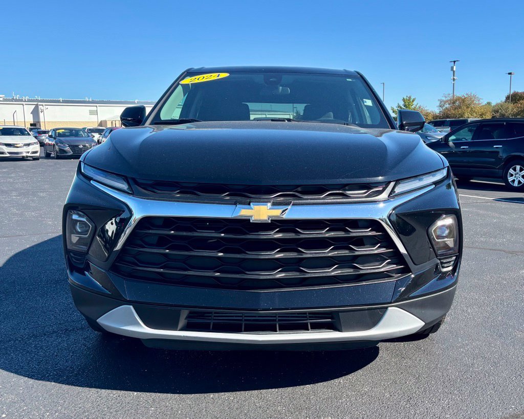 Used 2024 Chevrolet Blazer LT FWD image 10