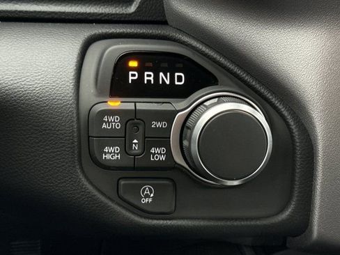 New 2026 RAM 1500 Big Horn AWD/4WD image 19