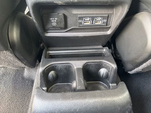 Used 2022 Jeep Grand Cherokee L Limited image 39