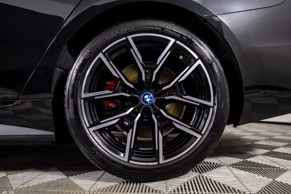 Used 2024 BMW i4 eDrive35 w/ M Sport Package RWD image 42