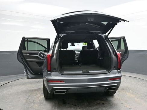 Used 2020 Cadillac XT6 Premium Luxury image 41