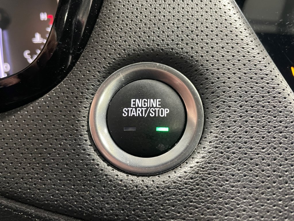 Used 2025 Cadillac XT5 Sportv AWD/4WD image 40