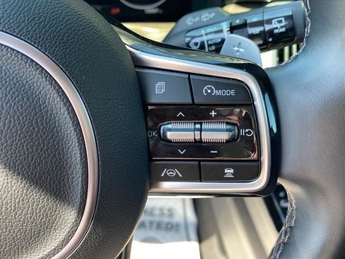Certified 2023 Kia Sorento SX Prestige AWD/4WD image 18