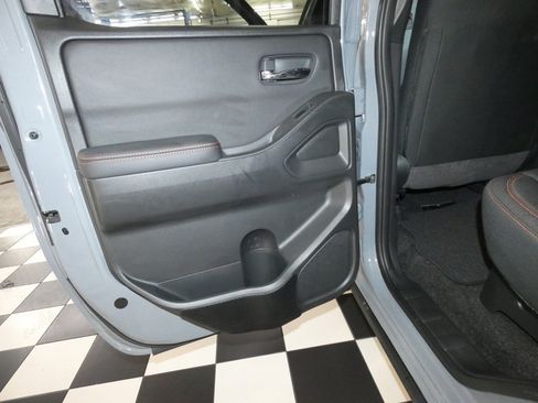 Used 2023 Nissan Frontier PRO-4X w/ Pro Convenience Package image 25