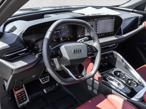 New 2026 Audi SQ5 Prestige AWD/4WD image 10