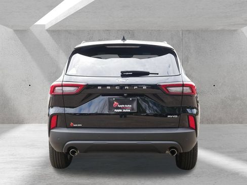 Certified 2025 Ford Escape ST-Line w/ Tech Pack #1 AWD/4WD image 4