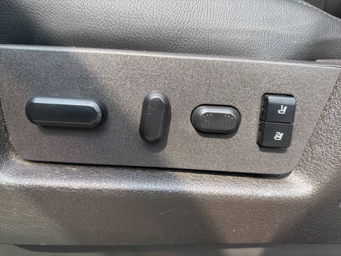 Used 2014 Ford F150 FX4 w/ Equipment Group 402A Luxury AWD/4WD image 21