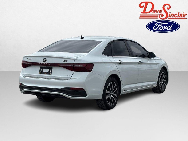 Used 2025 Volkswagen Jetta SE w/ Sunroof Package FWD image 7